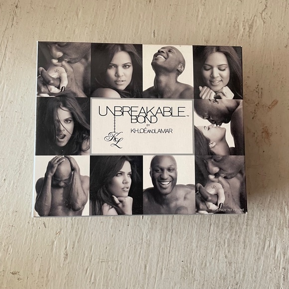 Unbreakable Bond by Khloe and Lamar Headphones BRAND NEW - Picture 2 of 5
